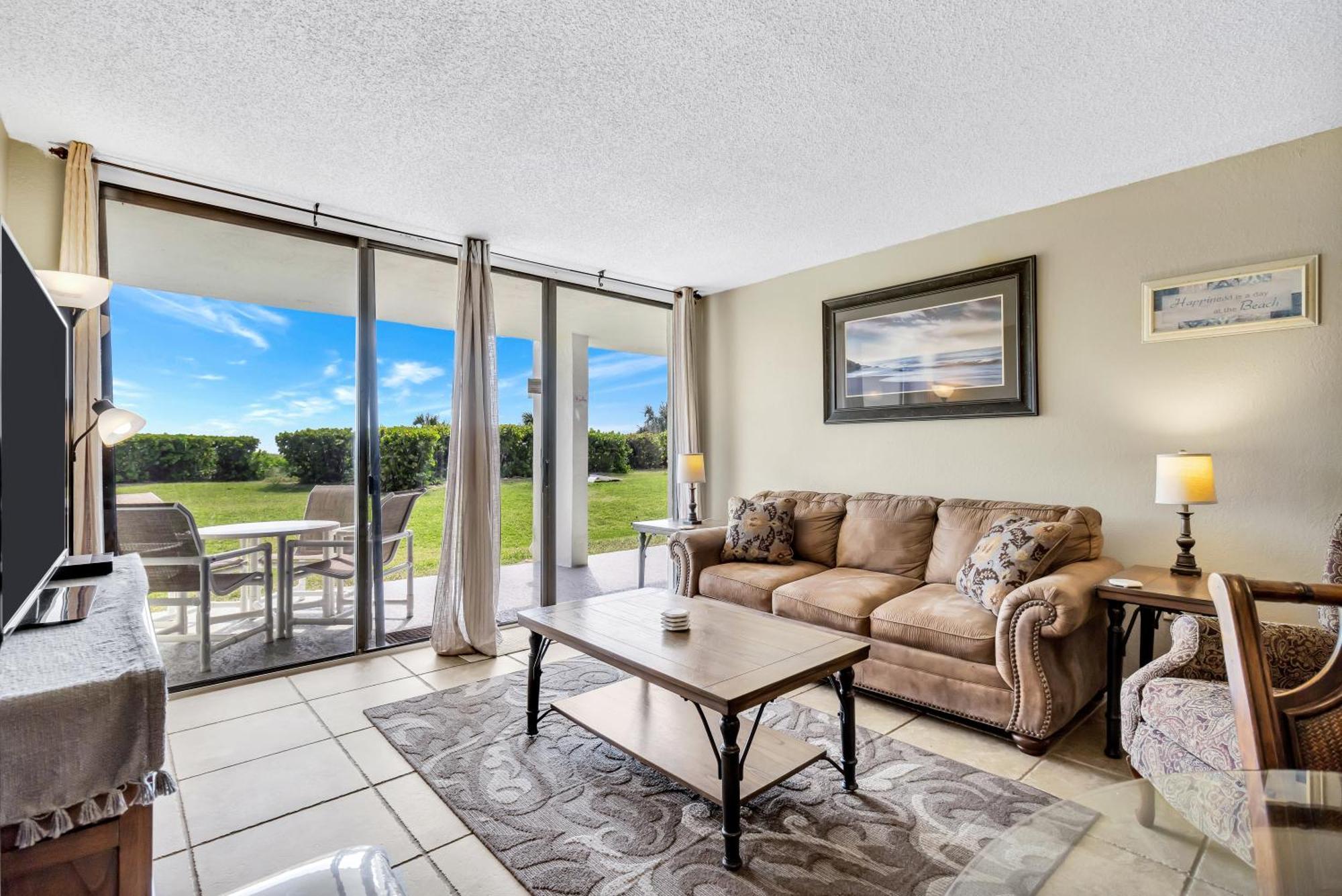Cape Winds Resort Cap Carnaveral Extérieur photo